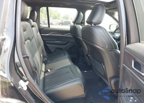 2025 Jeep Grand Cherokee Limited 4X4 z USA, uszkodzony, nr VIN 1C4RJHBG8SC298313